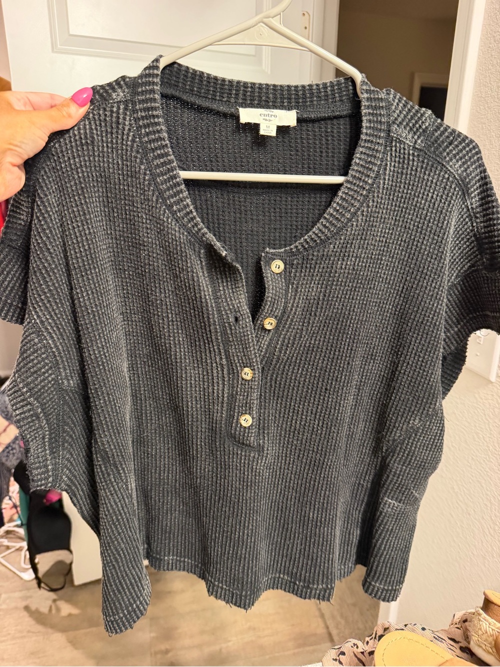 Cupio Charcoal Waffle Henley Top